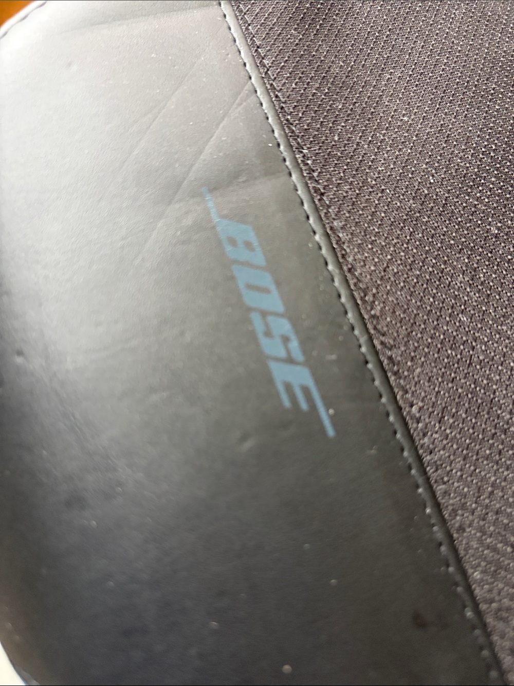 Bose Over-Ear Wireless Headphones - Black - Picture 2 of 6
